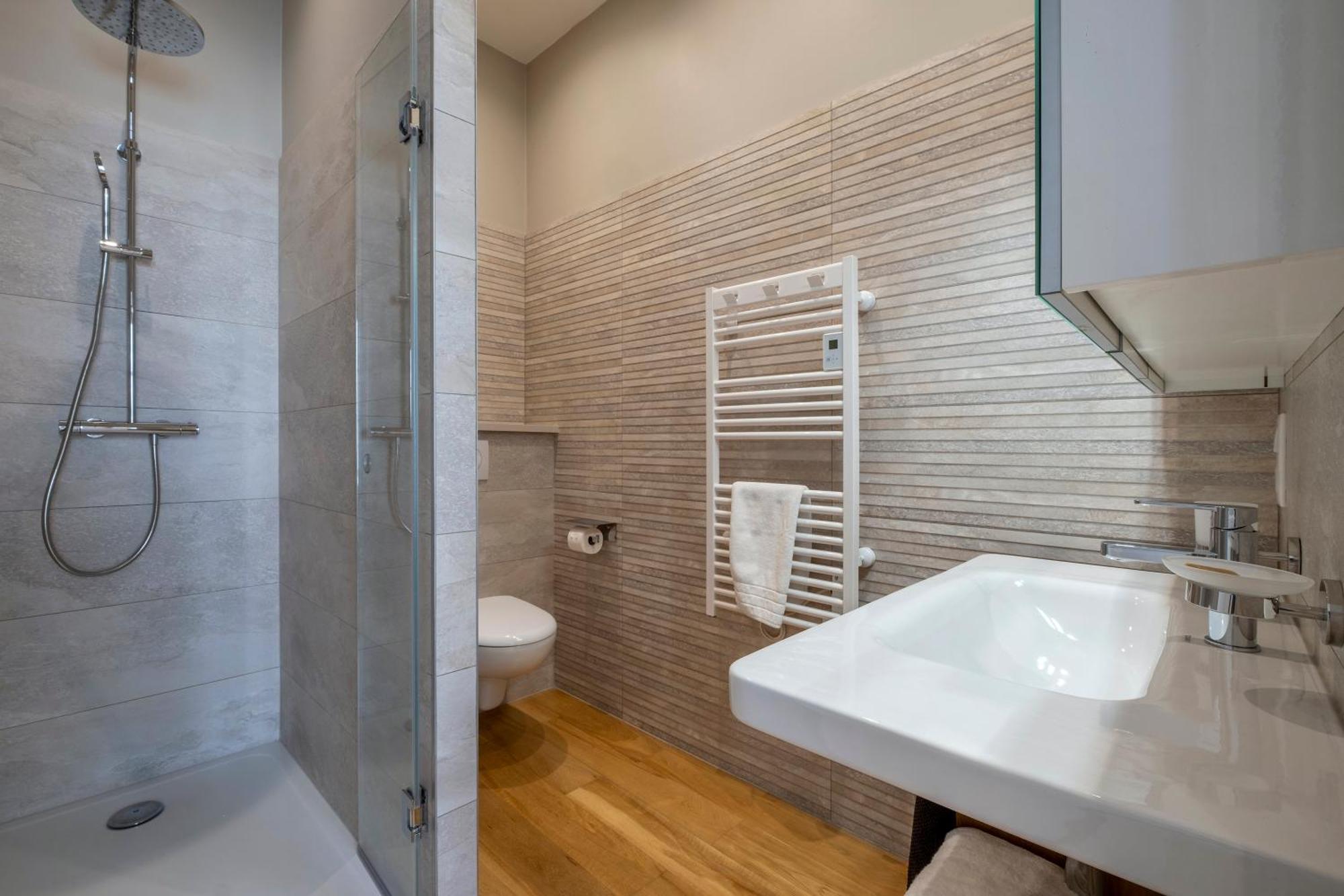 Escale Rochelaise B&B, Spa Bain Nordique Et Sauna Tonneau La Rochelle  Kültér fotó